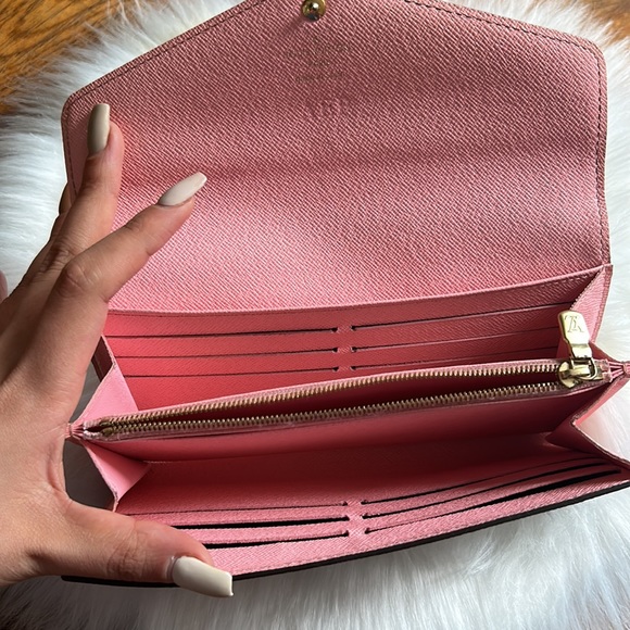 100% authentic Louis Vuitton Envelope Special Collection Wallet - Picture 4 of 8